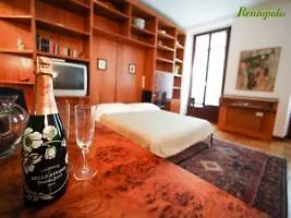 Italianway - San Maurilio 20 Отель